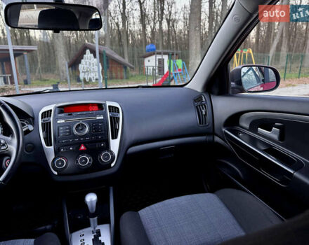 Красный Киа Сид, объемом двигателя 1.6 л и пробегом 154 тыс. км за 8399 $, фото 40 на Automoto.ua