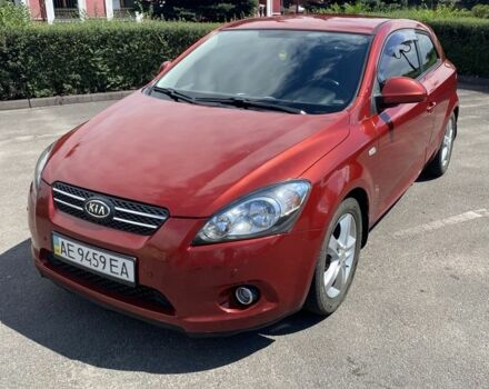 Красный Киа Сид, объемом двигателя 0 л и пробегом 137 тыс. км за 5250 $, фото 7 на Automoto.ua