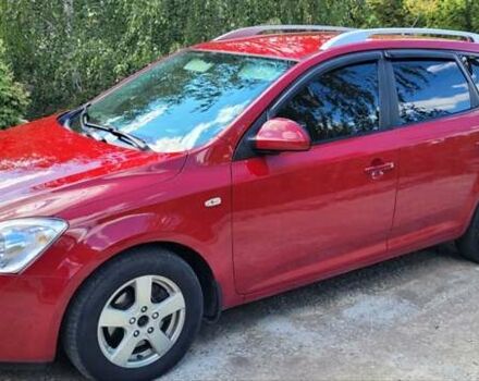 Красный Киа Сид, объемом двигателя 1.58 л и пробегом 260 тыс. км за 5500 $, фото 5 на Automoto.ua