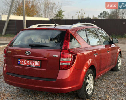 Красный Киа Сид, объемом двигателя 1.4 л и пробегом 224 тыс. км за 5600 $, фото 19 на Automoto.ua