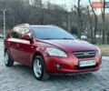 Красный Киа Сид, объемом двигателя 2 л и пробегом 305 тыс. км за 5199 $, фото 1 на Automoto.ua