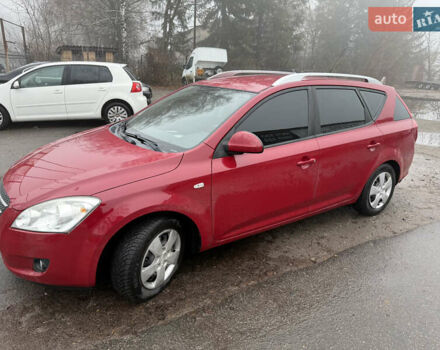 Красный Киа Сид, объемом двигателя 1.4 л и пробегом 207 тыс. км за 6500 $, фото 1 на Automoto.ua