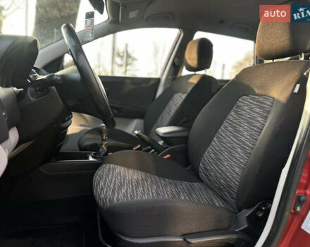 Красный Киа Сид, объемом двигателя 1.4 л и пробегом 224 тыс. км за 5600 $, фото 27 на Automoto.ua