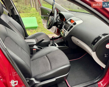 Червоний Кіа Сід, об'ємом двигуна 1.4 л та пробігом 214 тис. км за 5800 $, фото 38 на Automoto.ua