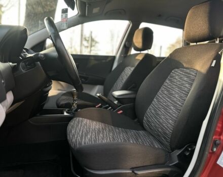 Красный Киа Сид, объемом двигателя 1.4 л и пробегом 224 тыс. км за 5600 $, фото 6 на Automoto.ua
