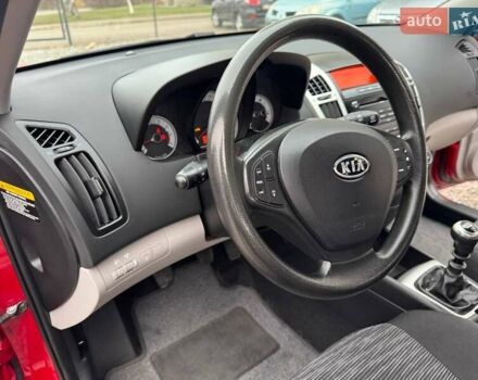 Червоний Кіа Сід, об'ємом двигуна 0 л та пробігом 108 тис. км за 5900 $, фото 34 на Automoto.ua