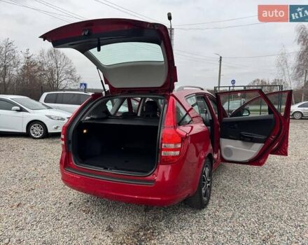 Червоний Кіа Сід, об'ємом двигуна 0 л та пробігом 108 тис. км за 5900 $, фото 48 на Automoto.ua