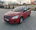 Красный Киа Сид, объемом двигателя 1.4 л и пробегом 241 тыс. км за 3999 $, фото 1 на Automoto.ua