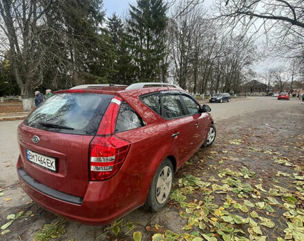 Красный Киа Сид, объемом двигателя 1.4 л и пробегом 234 тыс. км за 4750 $, фото 4 на Automoto.ua