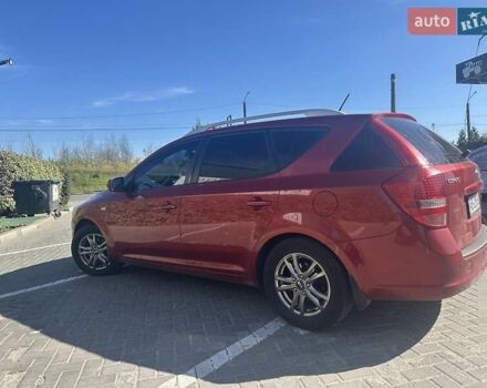 Красный Киа Сид, объемом двигателя 1.58 л и пробегом 265 тыс. км за 6200 $, фото 1 на Automoto.ua
