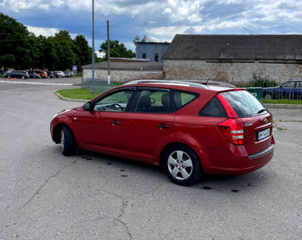 Красный Киа Сид, объемом двигателя 1.4 л и пробегом 224 тыс. км за 5200 $, фото 9 на Automoto.ua