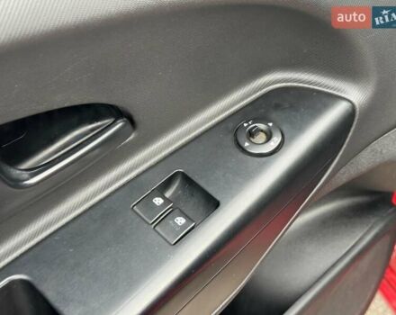 Красный Киа Сид, объемом двигателя 1.6 л и пробегом 267 тыс. км за 6890 $, фото 13 на Automoto.ua