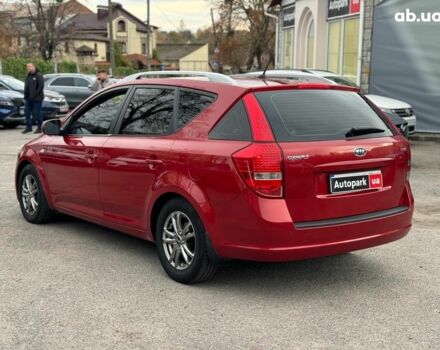 Красный Киа Сид, объемом двигателя 1.6 л и пробегом 267 тыс. км за 6890 $, фото 7 на Automoto.ua