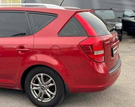 Киа Сид 2009 в Виннице на Automoto.ua Красный Киа Сид, объемом двигателя 1.6 л и пробегом 267 тыс. км за 6890 $, фото 8 на Automoto.ua