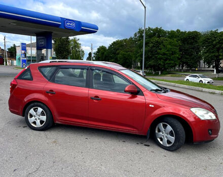 Красный Киа Сид, объемом двигателя 1.4 л и пробегом 224 тыс. км за 5200 $, фото 4 на Automoto.ua