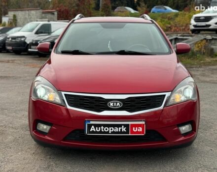 Красный Киа Сид, объемом двигателя 1.6 л и пробегом 267 тыс. км за 6890 $, фото 1 на Automoto.ua