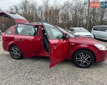 Червоний Кіа Сід, об'ємом двигуна 0 л та пробігом 108 тис. км за 5900 $, фото 54 на Automoto.ua