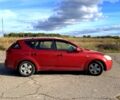 Красный Киа Сид, объемом двигателя 1.4 л и пробегом 230 тыс. км за 4800 $, фото 2 на Automoto.ua