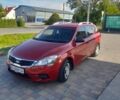 Красный Киа Сид, объемом двигателя 1.4 л и пробегом 235 тыс. км за 6100 $, фото 1 на Automoto.ua