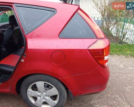 Красный Киа Сид, объемом двигателя 1.59 л и пробегом 308 тыс. км за 7200 $, фото 7 на Automoto.ua