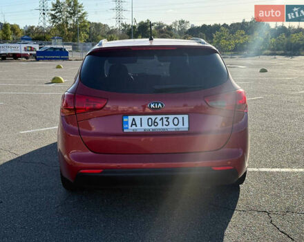 Червоний Кіа Сід, об'ємом двигуна 1.58 л та пробігом 254 тис. км за 10500 $, фото 4 на Automoto.ua