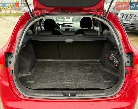 Красный Киа Сид, объемом двигателя 1.58 л и пробегом 254 тыс. км за 9800 $, фото 17 на Automoto.ua