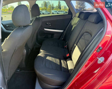 Червоний Кіа Сід, об'ємом двигуна 1.58 л та пробігом 254 тис. км за 10500 $, фото 13 на Automoto.ua