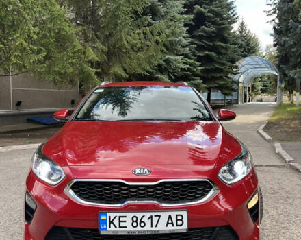 Красный Киа Сид, объемом двигателя 1 л и пробегом 56 тыс. км за 10800 $, фото 1 на Automoto.ua