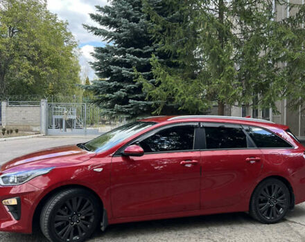 Красный Киа Сид, объемом двигателя 1 л и пробегом 56 тыс. км за 10800 $, фото 6 на Automoto.ua