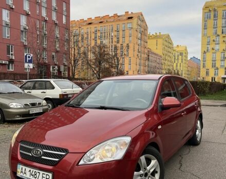 Червоний Кіа Сід, об'ємом двигуна 2 л та пробігом 215 тис. км за 5200 $, фото 1 на Automoto.ua