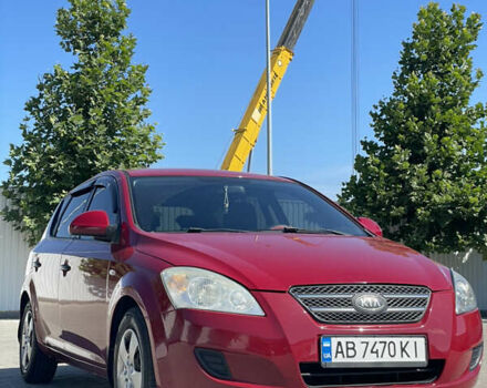 Красный Киа Сид, объемом двигателя 1.6 л и пробегом 224 тыс. км за 4900 $, фото 1 на Automoto.ua