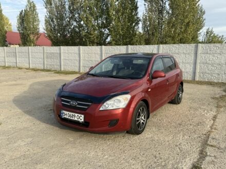 Красный Киа Сид, объемом двигателя 1.6 л и пробегом 273 тыс. км за 4499 $, фото 1 на Automoto.ua