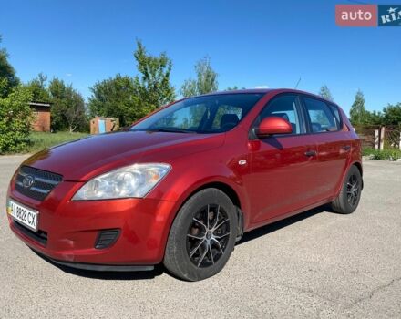 Красный Киа Сид, объемом двигателя 1.4 л и пробегом 253 тыс. км за 5700 $, фото 1 на Automoto.ua