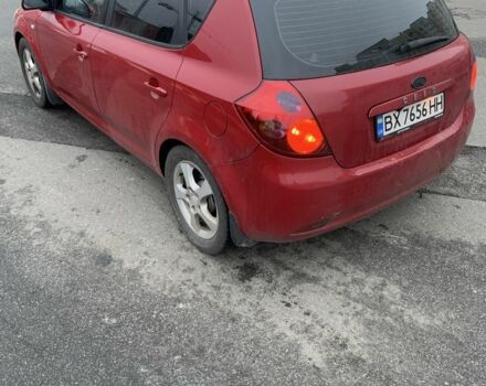 Красный Киа Сид, объемом двигателя 1.6 л и пробегом 270 тыс. км за 4900 $, фото 1 на Automoto.ua