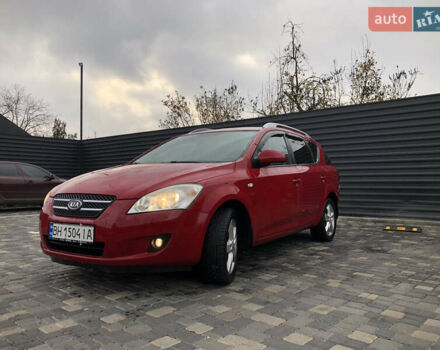 Красный Киа Сид, объемом двигателя 1.6 л и пробегом 248 тыс. км за 4599 $, фото 1 на Automoto.ua