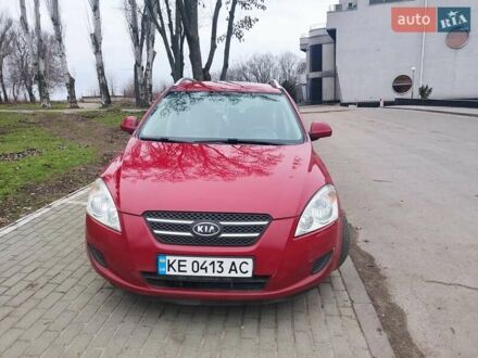 Красный Киа Сид, объемом двигателя 1.59 л и пробегом 222 тыс. км за 5500 $, фото 1 на Automoto.ua