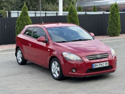 Кіа Сід 2008 у Одесі на Automoto.ua Червоний Кіа Сід, об'ємом двигуна 1.4 л та пробігом 180 тис. км за 4350 $, фото 1 на Automoto.ua