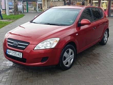 Красный Киа Сид, объемом двигателя 1.6 л и пробегом 480 тыс. км за 3700 $, фото 1 на Automoto.ua