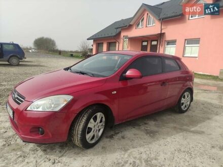 Киа Сид 2008 в Львове на Automoto.ua Красный Киа Сид, объемом двигателя 1.4 л и пробегом 282 тыс. км за 4800 $, фото 1 на Automoto.ua