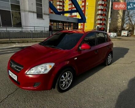 Червоний Кіа Сід, об'ємом двигуна 1.6 л та пробігом 210 тис. км за 4700 $, фото 1 на Automoto.ua