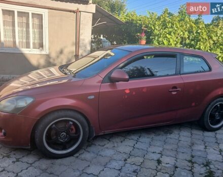 Красный Киа Сид, объемом двигателя 1.4 л и пробегом 320 тыс. км за 4200 $, фото 1 на Automoto.ua