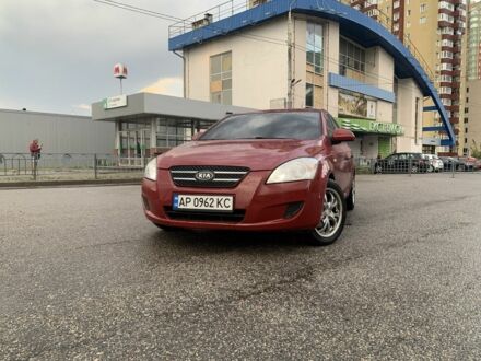 Червоний Кіа Сід, об'ємом двигуна 1.6 л та пробігом 204 тис. км за 5300 $, фото 1 на Automoto.ua