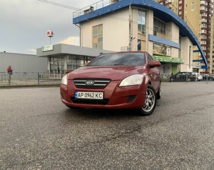 Красный Киа Сид, объемом двигателя 1.6 л и пробегом 204 тыс. км за 5300 $, фото 1 на Automoto.ua