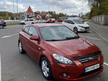 Красный Киа Сид, объемом двигателя 1.6 л и пробегом 274 тыс. км за 6700 $, фото 1 на Automoto.ua