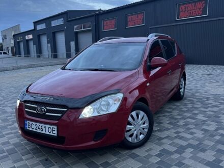 Киа Сид 2009 в Черноморске (Ильичевске) на Automoto.ua Красный Киа Сид, объемом двигателя 1.6 л и пробегом 270 тыс. км за 5000 $, фото 1 на Automoto.ua