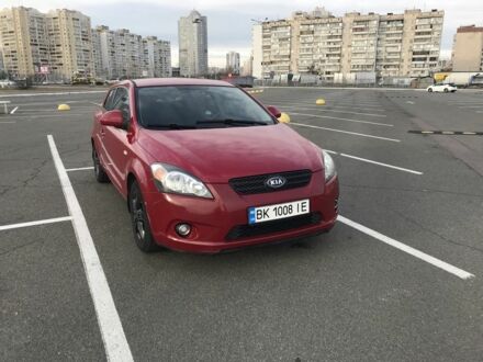 Киа Сид 2009 в Лохвице на Automoto.ua Красный Киа Сид, объемом двигателя 1.6 л и пробегом 280 тыс. км за 6300 $, фото 1 на Automoto.ua