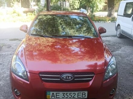 Червоний Кіа Сід, об'ємом двигуна 1.6 л та пробігом 201 тис. км за 6211 $, фото 1 на Automoto.ua