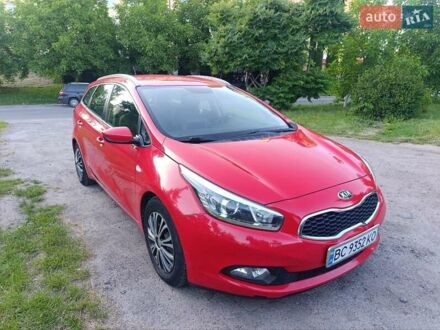 Красный Киа Сид, объемом двигателя 1.6 л и пробегом 309 тыс. км за 8700 $, фото 1 на Automoto.ua