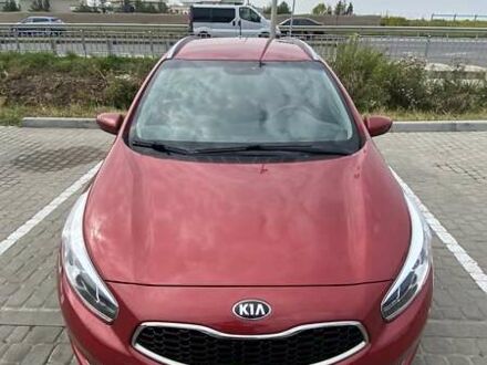 Киа Сид 2014 в Львове на Automoto.ua Красный Киа Сид, объемом двигателя 1.4 л и пробегом 136 тыс. км за 8500 $, фото 1 на Automoto.ua