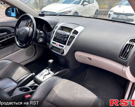 Киа Сид, объемом двигателя 2 л и пробегом 272 тыс. км за 6700 $, фото 12 на Automoto.ua